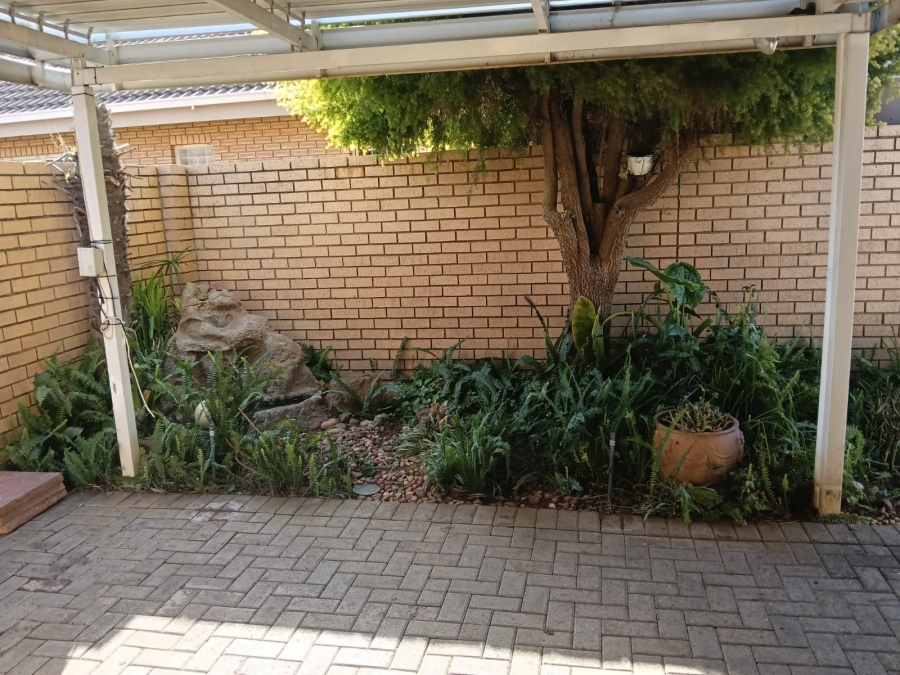 To Let 2 Bedroom Property for Rent in Universitas Free State